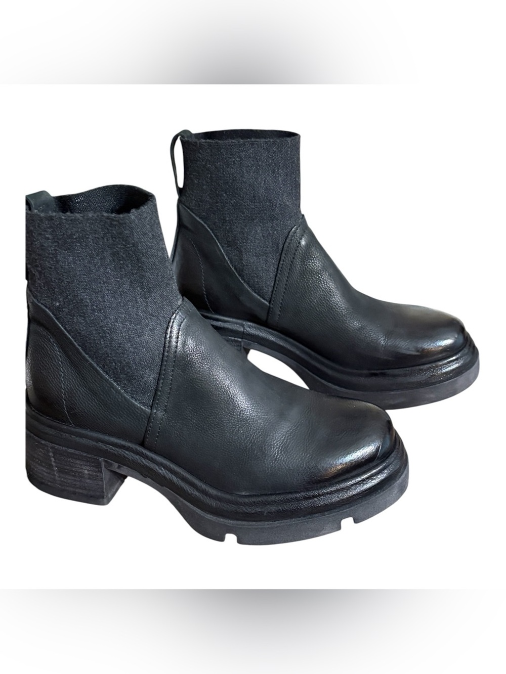 A.S.98 Edie Black Lug Sole Ankle
Boots Women's Size 6 - Picture 2 of 14